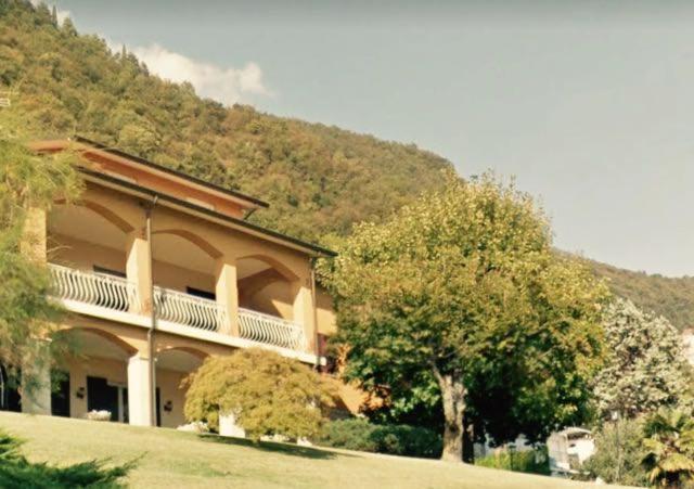 Giuseppe B&B Сарнико Екстериор снимка