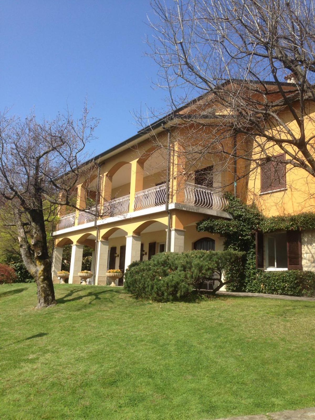 Giuseppe B&B Сарнико Екстериор снимка